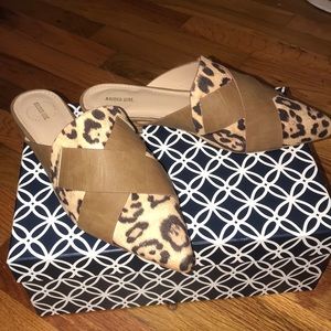 Arider Girl Cheetah and Camel Pointed Toe Mules